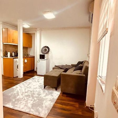 Cute 1 Bedroom Flat In The Heart Of Istanbul! Bagian luar foto